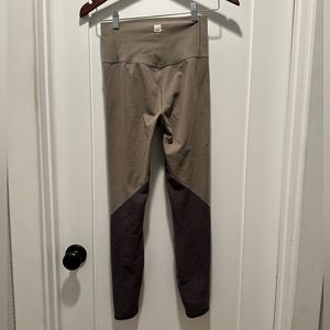 Vuori leggings size small